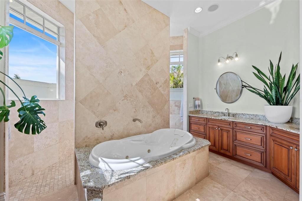 Active With Contract: $2,550,000 (3 beds, 3 baths, 3640 Square Feet)