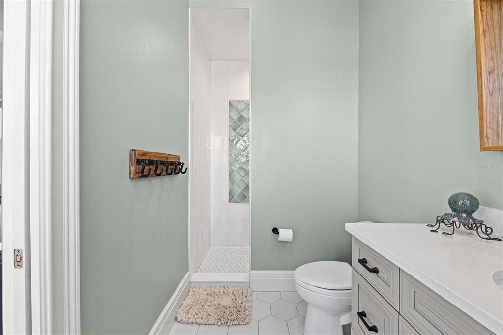 Active With Contract: $2,550,000 (3 beds, 3 baths, 3640 Square Feet)