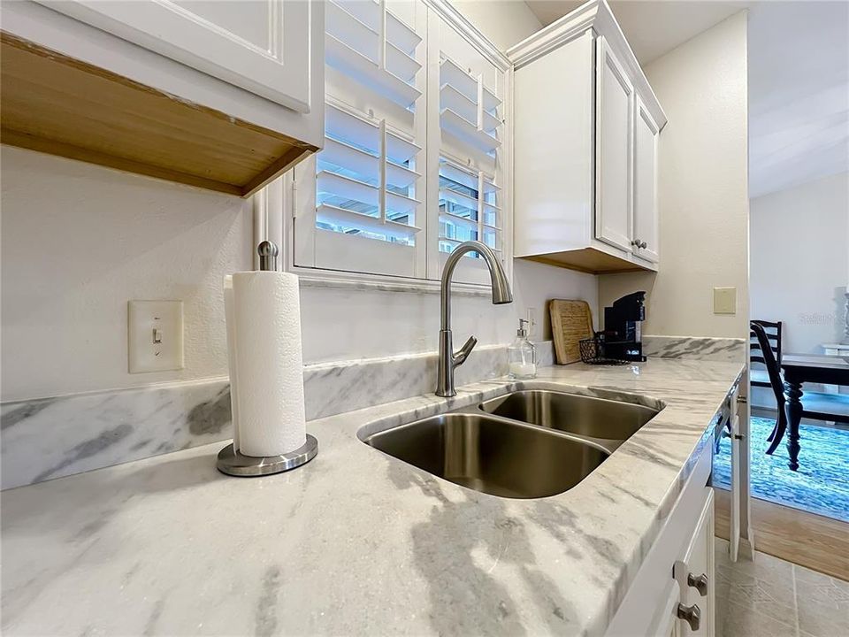 合同活跃: $339,000 (3 贝兹, 2 浴室, 1392 平方英尺)