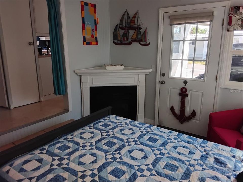 На продажу: $89,900 (1 спален, 1 ванн, 480 Квадратных фут)