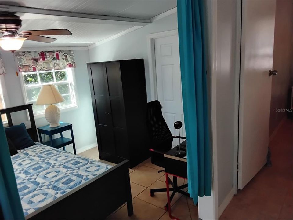 На продажу: $89,900 (1 спален, 1 ванн, 480 Квадратных фут)