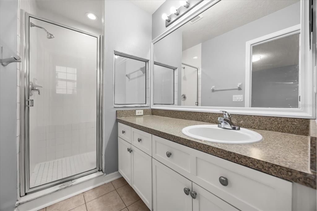 待售: $249,000 (3 贝兹, 2 浴室, 1468 平方英尺)