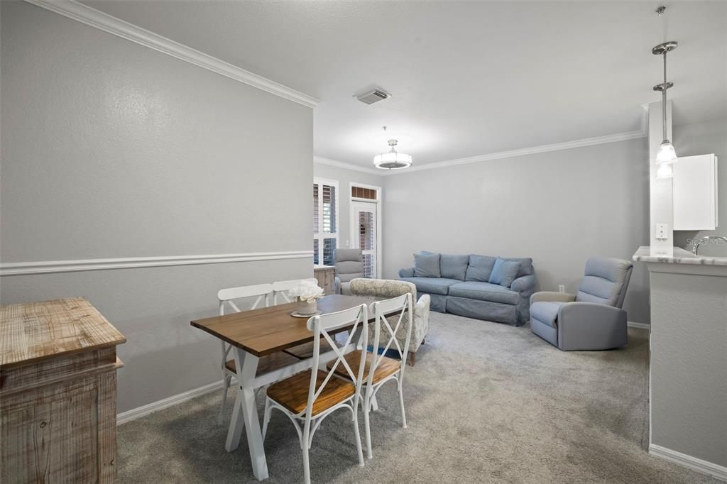 For Sale: $239,900 (1 beds, 1 baths, 780 Square Feet)