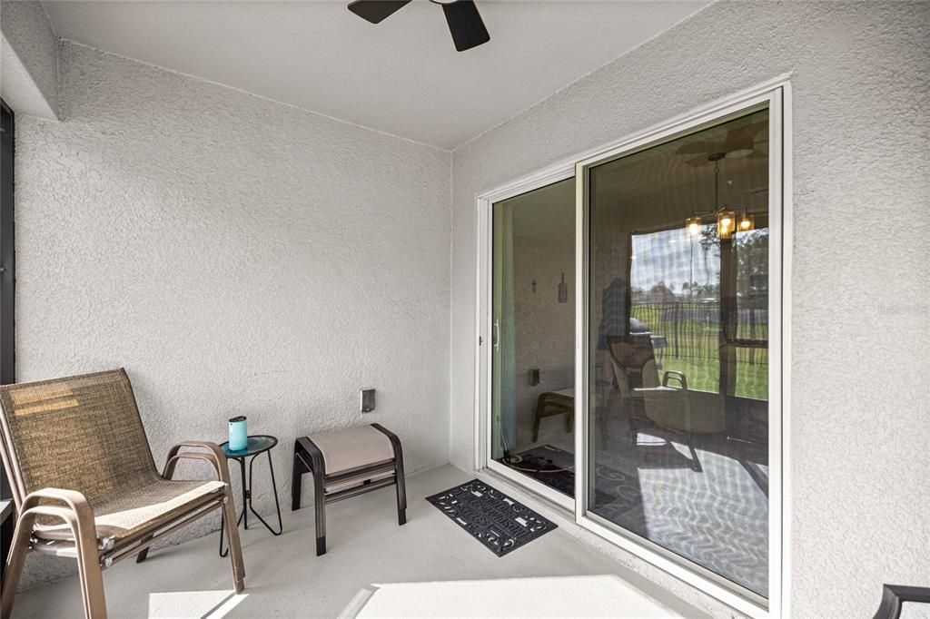 待售: $305,000 (4 贝兹, 2 浴室, 1827 平方英尺)