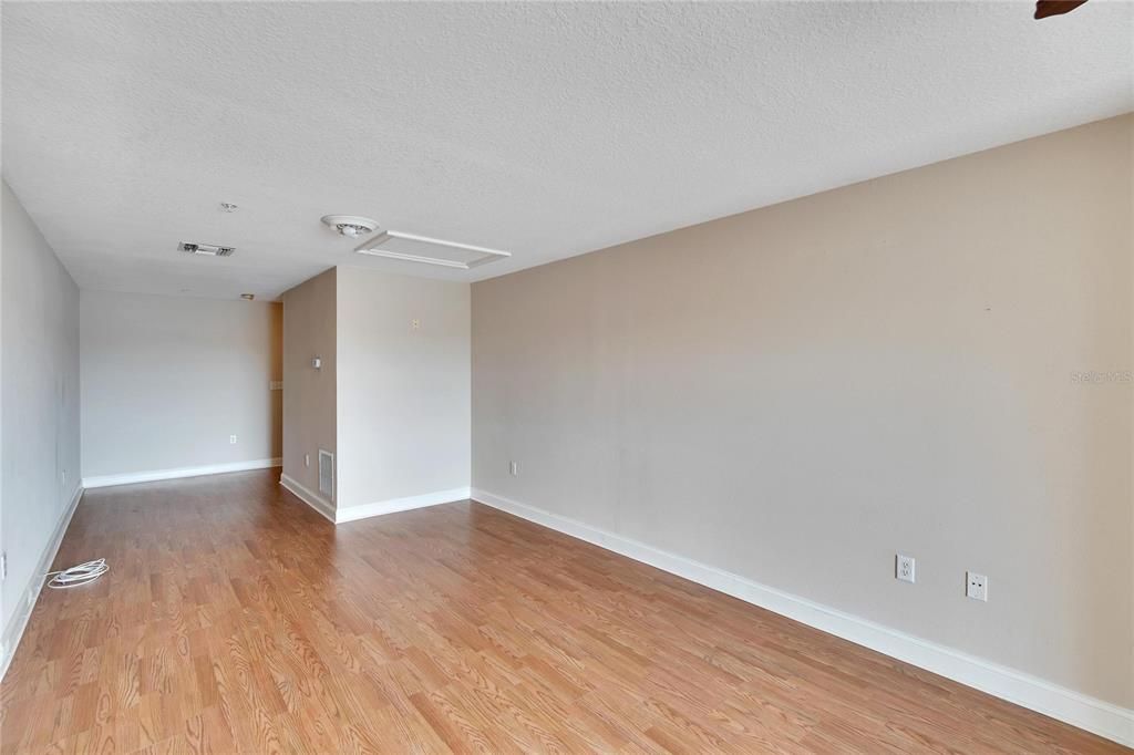 В аренду: $3,400 (3 спален, 3 ванн, 2488 Квадратных фут)