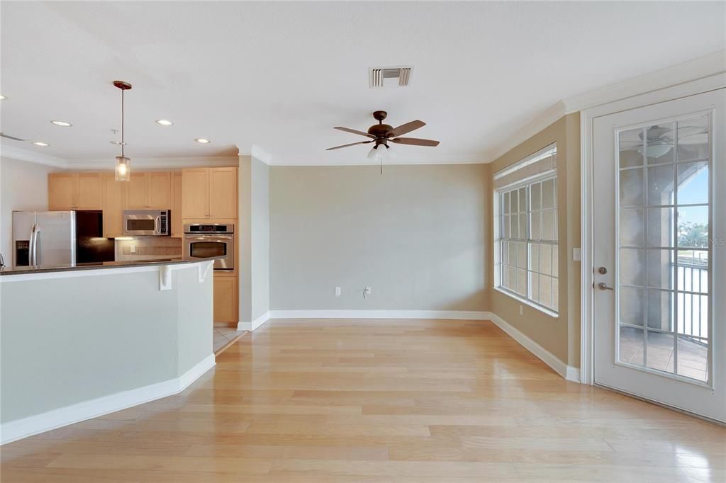 В аренду: $3,400 (3 спален, 3 ванн, 2488 Квадратных фут)