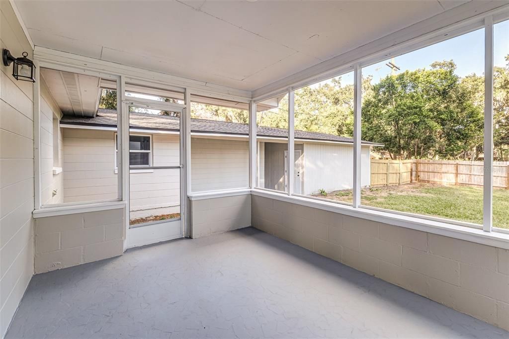 For Sale: $397,950 (4 beds, 3 baths, 2352 Square Feet)