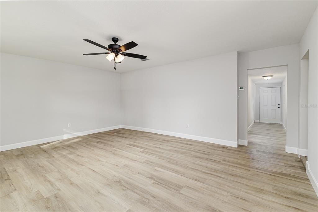 For Sale: $397,950 (4 beds, 3 baths, 2352 Square Feet)