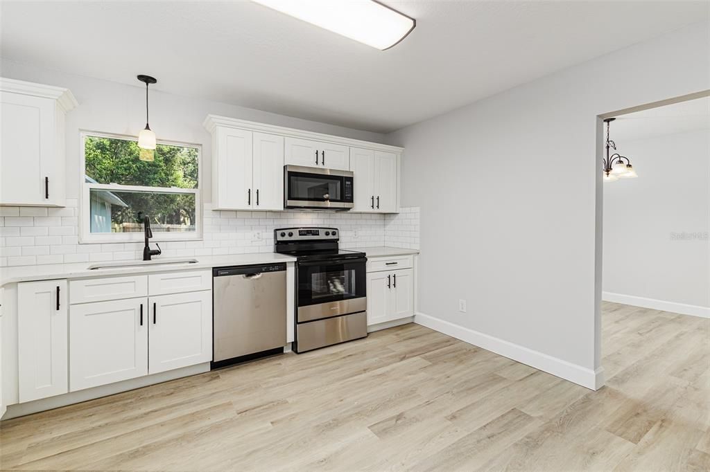 For Sale: $397,950 (4 beds, 3 baths, 2352 Square Feet)