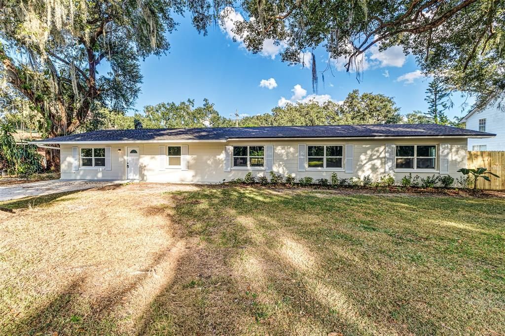 For Sale: $397,950 (4 beds, 3 baths, 2352 Square Feet)