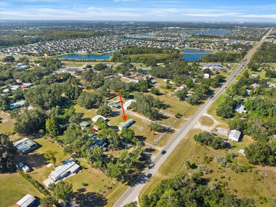 For Sale: $339,900 (2 beds, 2 baths, 924 Square Feet)