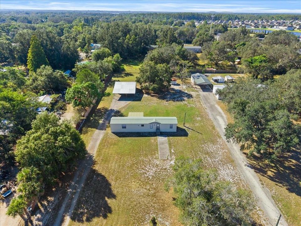 For Sale: $339,900 (2 beds, 2 baths, 924 Square Feet)