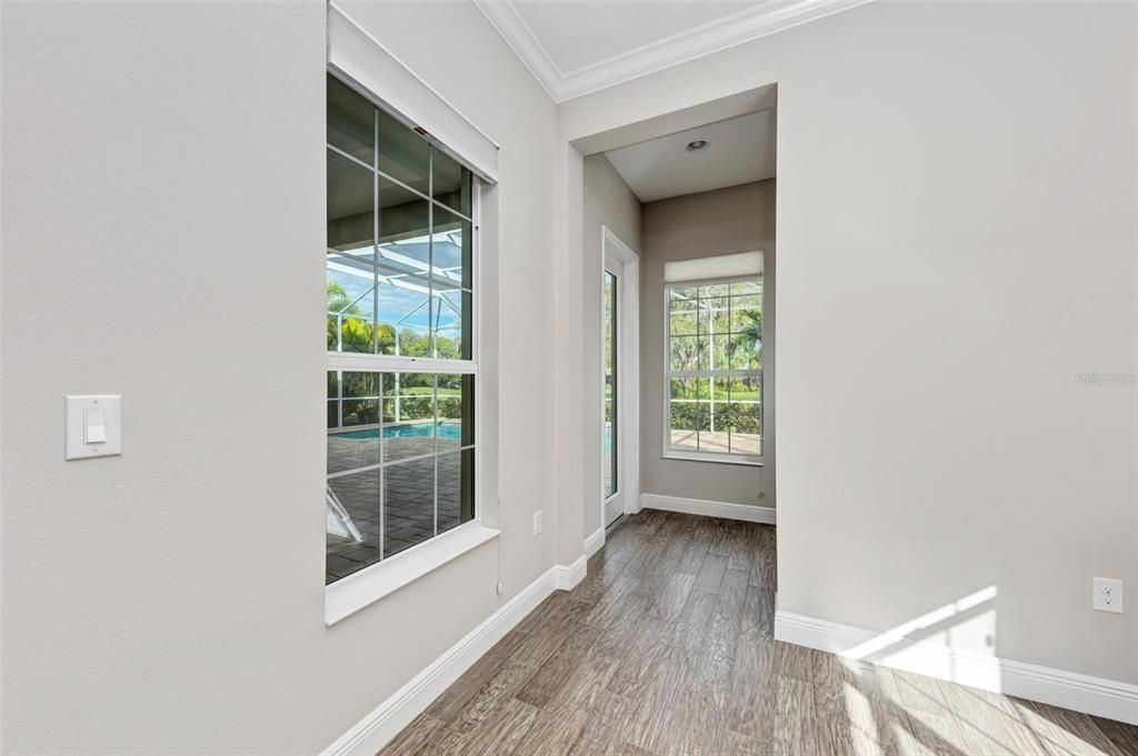 For Rent: $6,500 (3 beds, 2 baths, 2580 Square Feet)