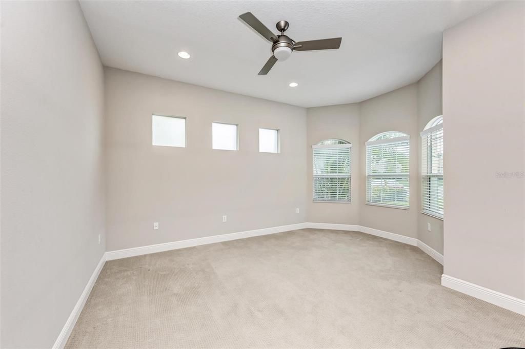 For Rent: $6,500 (3 beds, 2 baths, 2580 Square Feet)