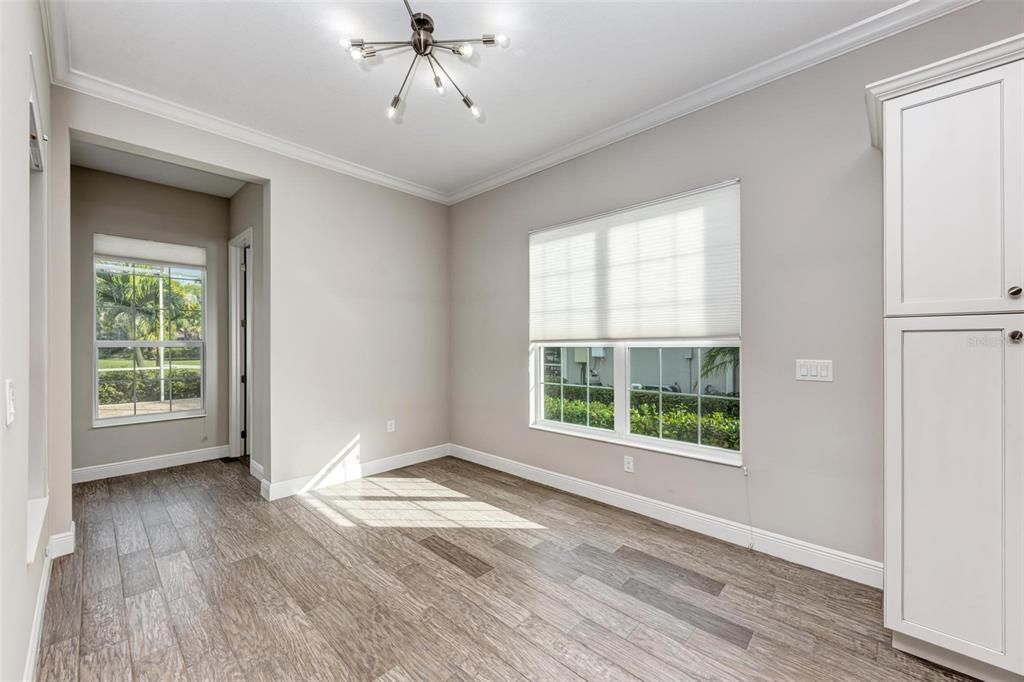 For Rent: $6,500 (3 beds, 2 baths, 2580 Square Feet)