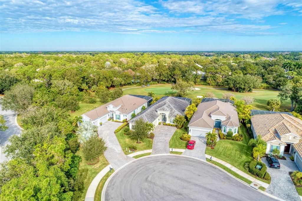 For Rent: $6,500 (3 beds, 2 baths, 2580 Square Feet)