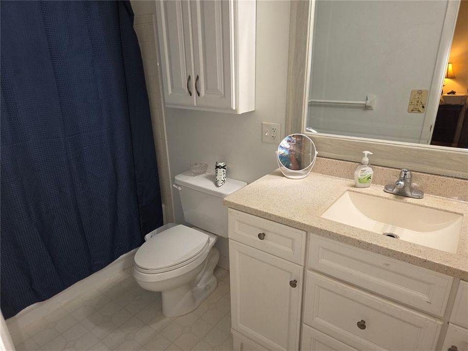 En Venta: $156,000 (2 camas, 2 baños, 979 Pies cuadrados)