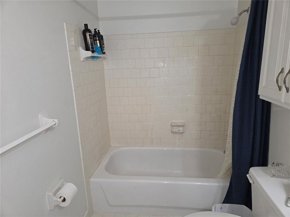 En Venta: $156,000 (2 camas, 2 baños, 979 Pies cuadrados)