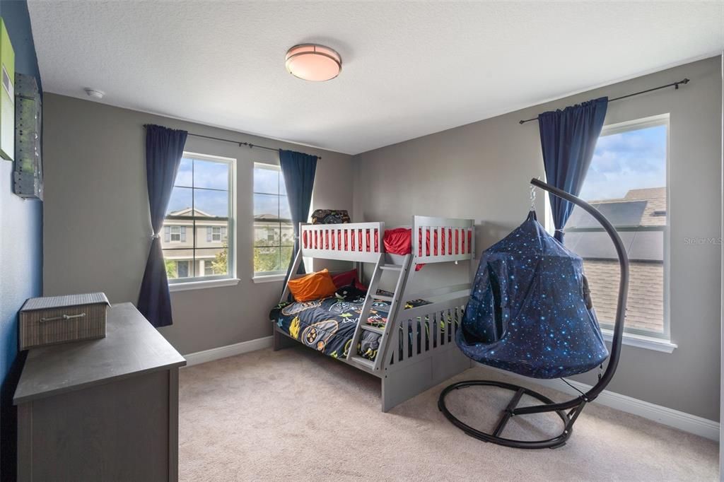 For Sale: $874,500 (5 beds, 4 baths, 3672 Square Feet)