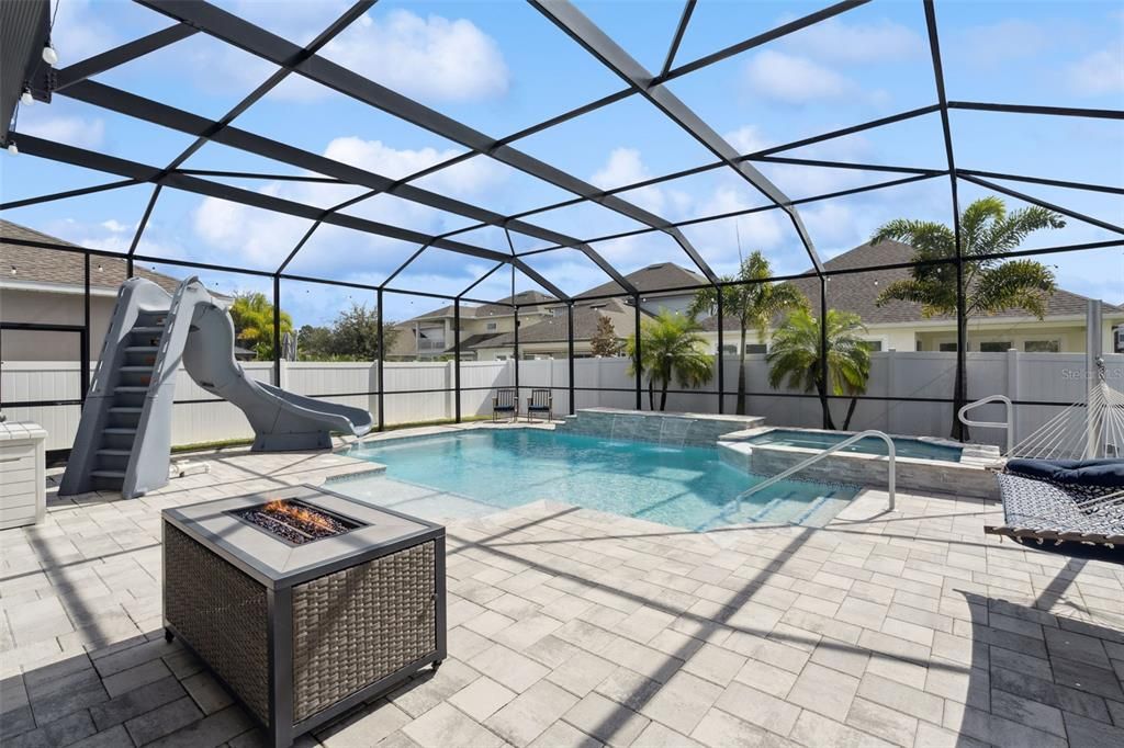 For Sale: $874,500 (5 beds, 4 baths, 3672 Square Feet)