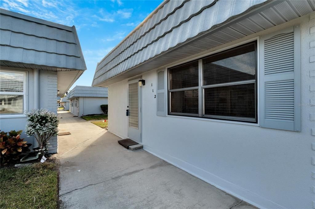 В аренду: $1,600 (2 спален, 1 ванн, 960 Квадратных фут)