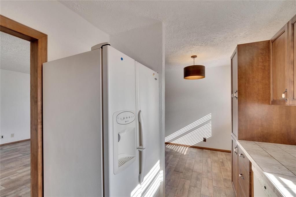 В аренду: $1,600 (2 спален, 1 ванн, 960 Квадратных фут)