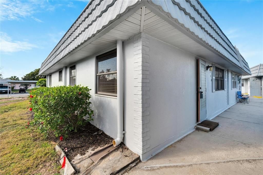 В аренду: $1,600 (2 спален, 1 ванн, 960 Квадратных фут)