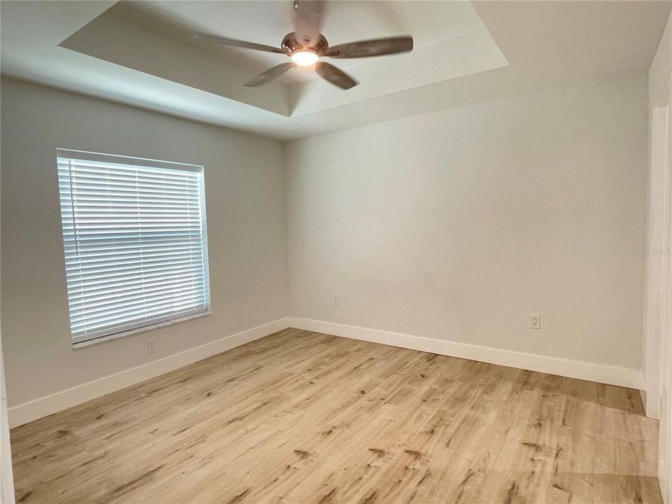 В аренду: $1,950 (3 спален, 2 ванн, 1384 Квадратных фут)