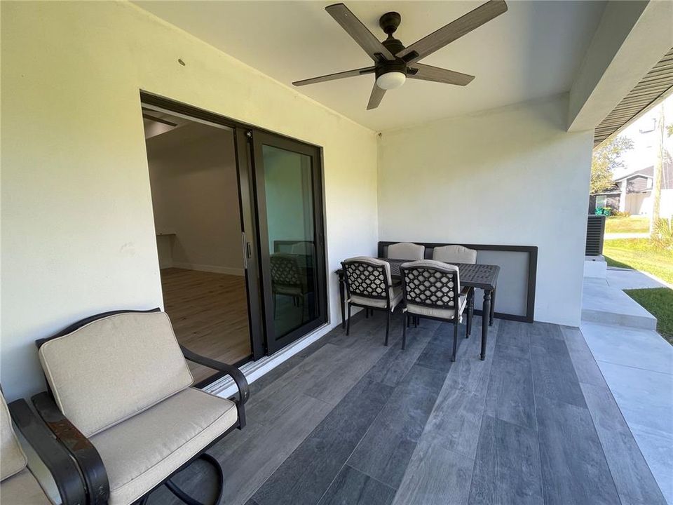 В аренду: $1,950 (3 спален, 2 ванн, 1384 Квадратных фут)