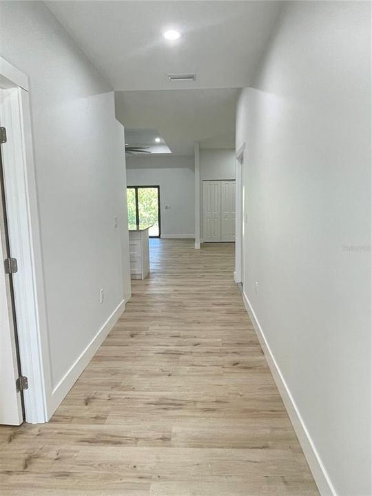 В аренду: $1,950 (3 спален, 2 ванн, 1384 Квадратных фут)