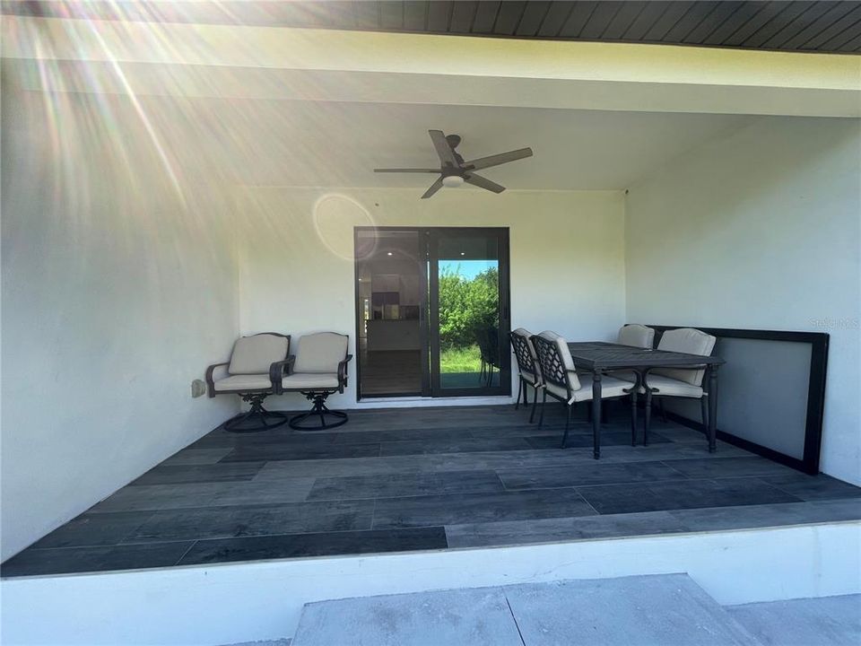 В аренду: $1,950 (3 спален, 2 ванн, 1384 Квадратных фут)