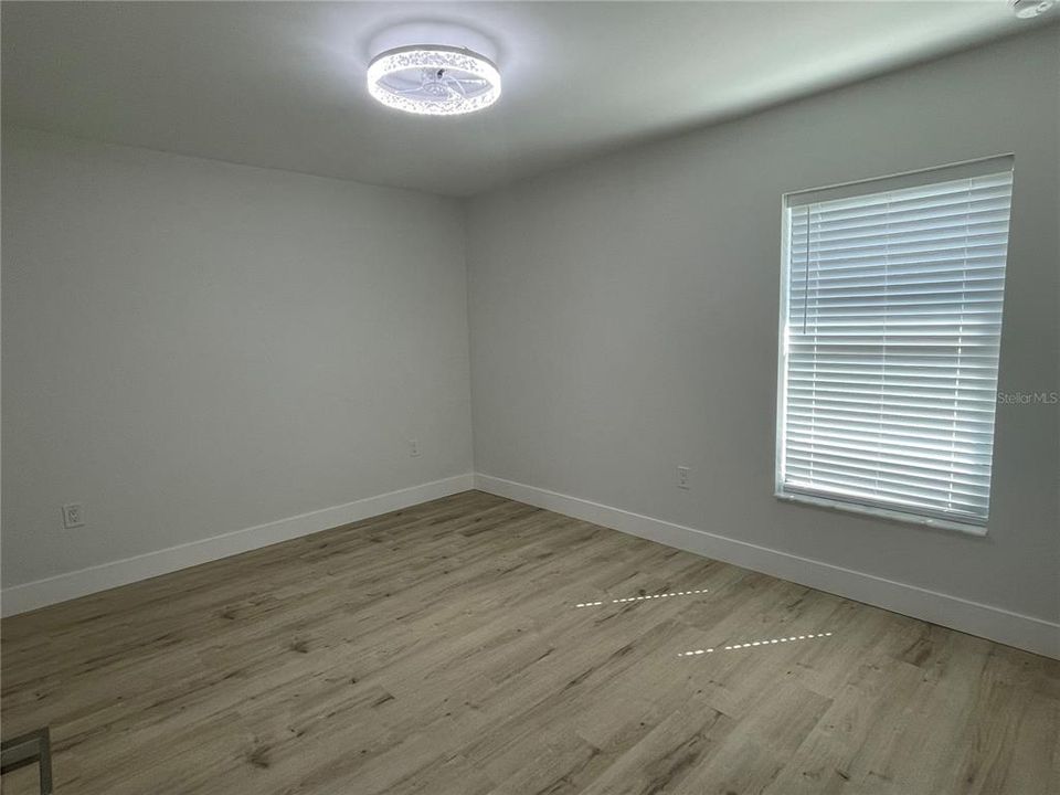 В аренду: $1,950 (3 спален, 2 ванн, 1384 Квадратных фут)