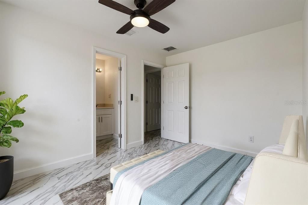 Active With Contract: $379,000 (4 beds, 3 baths, 1250 Square Feet)