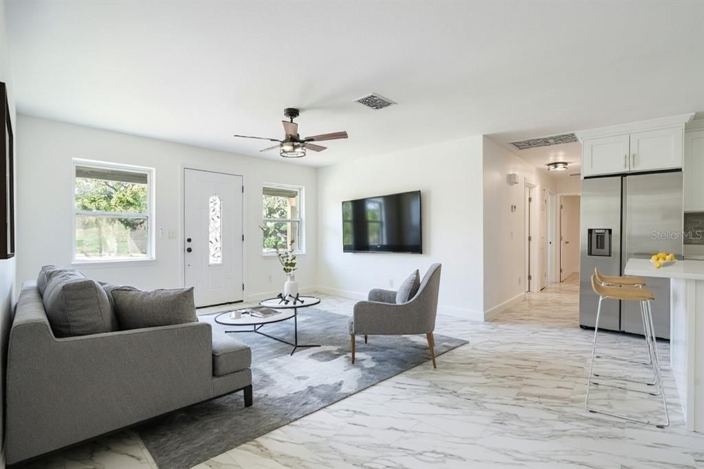 Active With Contract: $379,000 (4 beds, 3 baths, 1250 Square Feet)