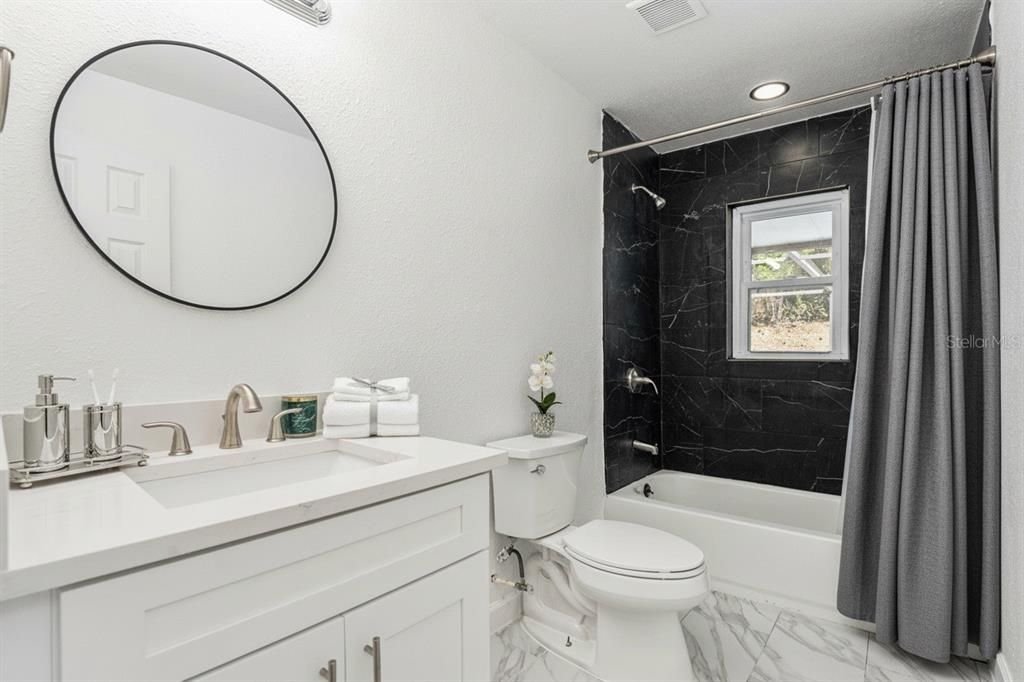 Active With Contract: $379,000 (4 beds, 3 baths, 1250 Square Feet)