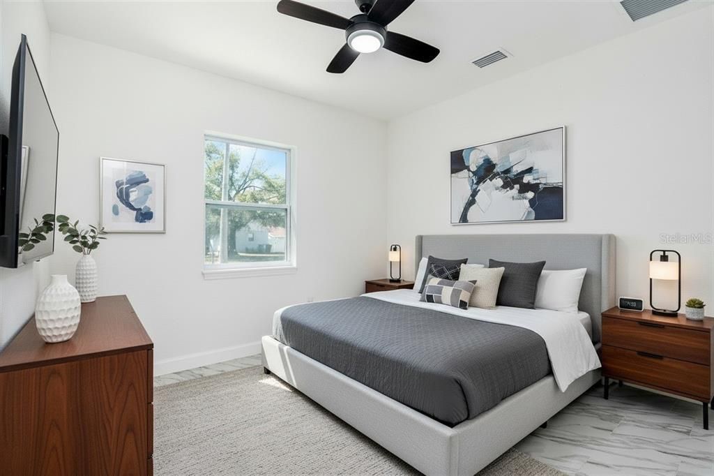 Active With Contract: $379,000 (4 beds, 3 baths, 1250 Square Feet)