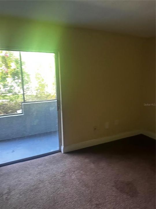 For Rent: $1,100 (1 beds, 1 baths, 756 Square Feet)