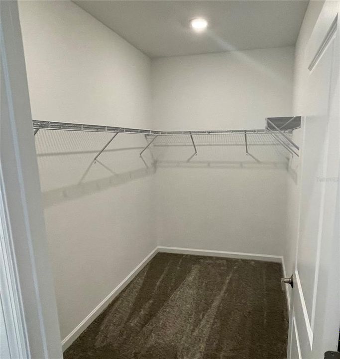 For Rent: $2,450 (3 beds, 2 baths, 1795 Square Feet)