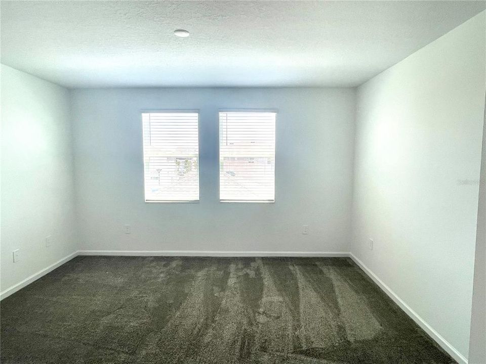 For Rent: $2,450 (3 beds, 2 baths, 1795 Square Feet)