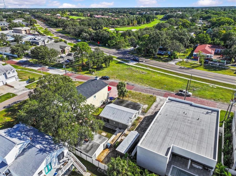 For Sale: $359,900 (2 beds, 1 baths, 1110 Square Feet)