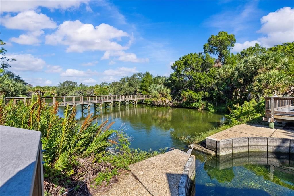 For Sale: $359,900 (2 beds, 1 baths, 1110 Square Feet)