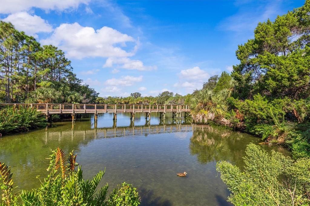 For Sale: $359,900 (2 beds, 1 baths, 1110 Square Feet)