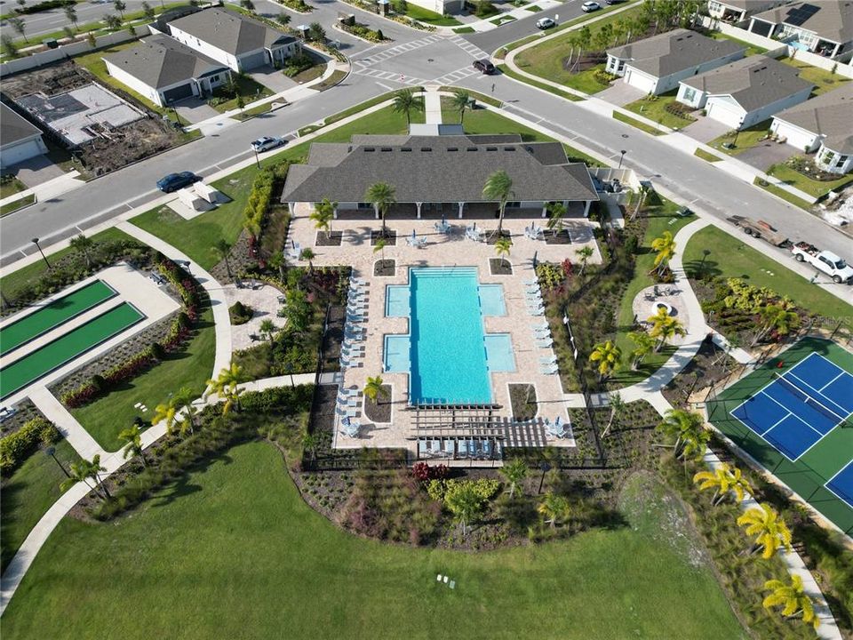 For Sale: $405,000 (3 beds, 2 baths, 1701 Square Feet)