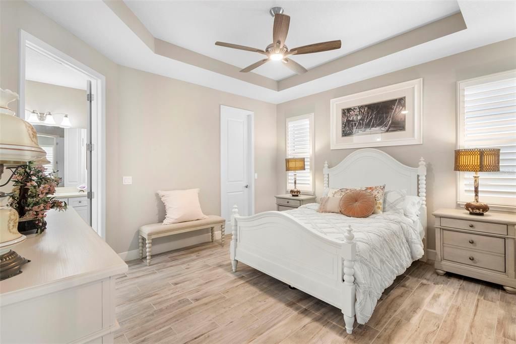 Active With Contract: $375,000 (2 beds, 2 baths, 1512 Square Feet)