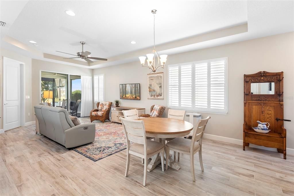 Active With Contract: $375,000 (2 beds, 2 baths, 1512 Square Feet)