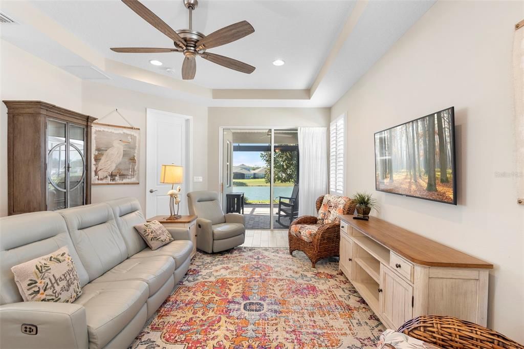 Active With Contract: $375,000 (2 beds, 2 baths, 1512 Square Feet)