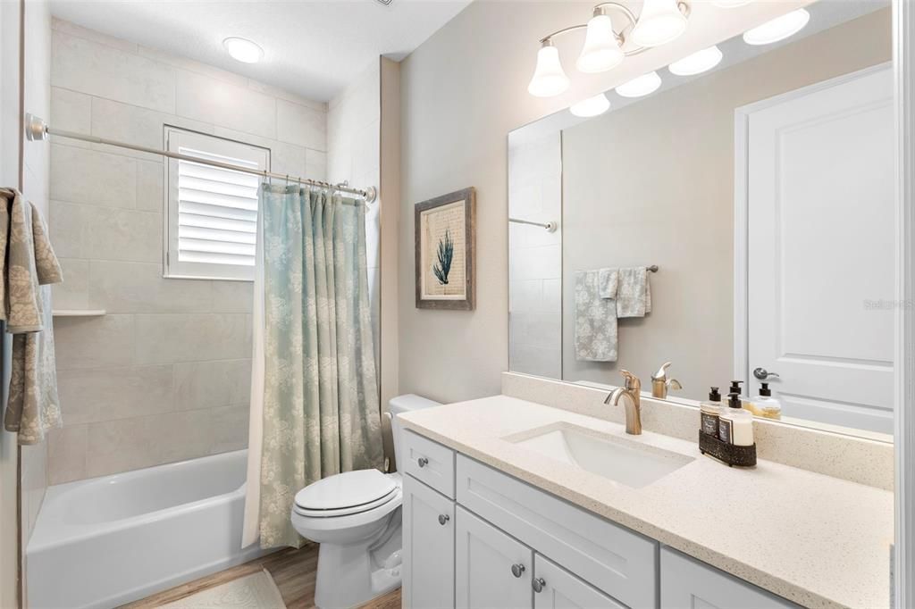 Active With Contract: $375,000 (2 beds, 2 baths, 1512 Square Feet)