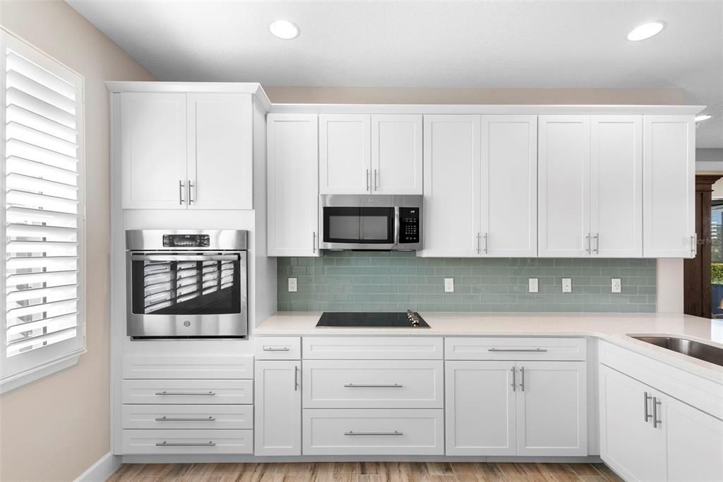 Active With Contract: $375,000 (2 beds, 2 baths, 1512 Square Feet)