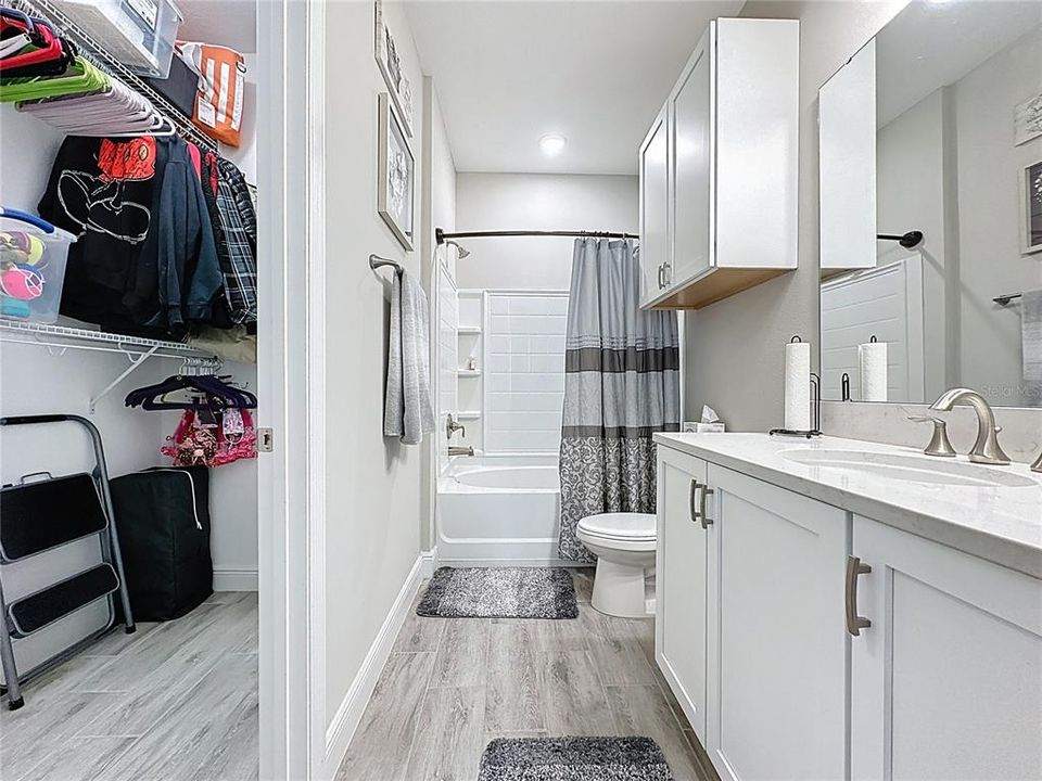 На продажу: $525,000 (3 спален, 3 ванн, 2360 Квадратных фут)