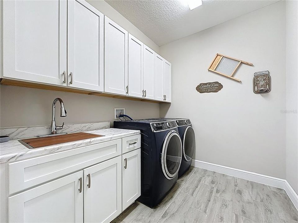 На продажу: $525,000 (3 спален, 3 ванн, 2360 Квадратных фут)